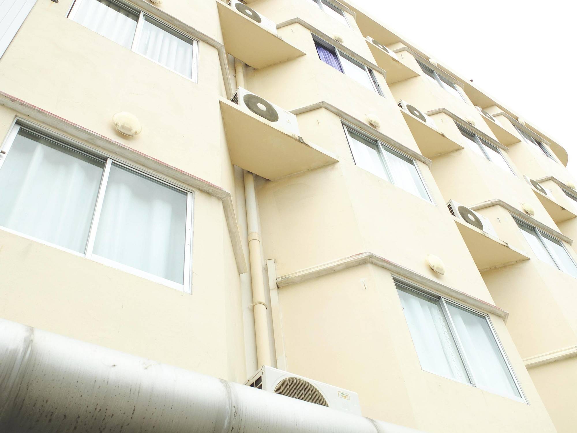 Pj Inn Pattaya Eksteriør bilde